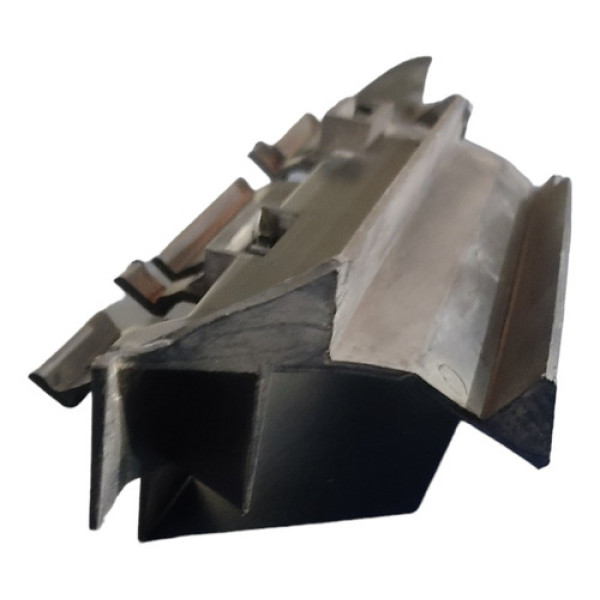 Defletor Do Radiador Central Reunaul Megane 