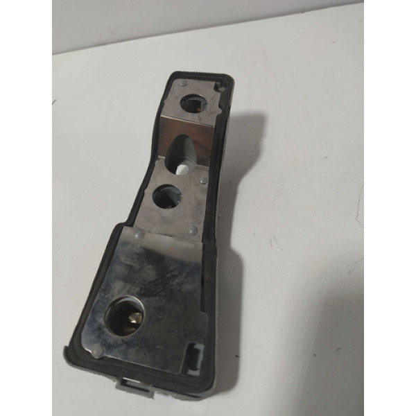 Circuito Soquete Esquerdo Traseiro Fiat Palio 2001 A 2003 