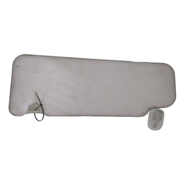 Quebra Sol Direito Renault Sandero 2015