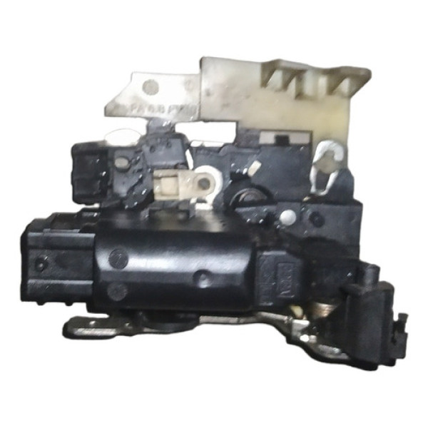 Fechadura Dianteira Direita Renault Duster 2.0 2015 