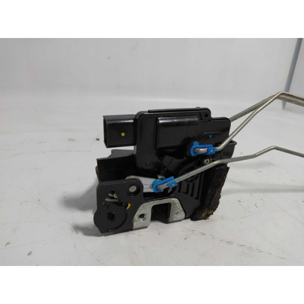 Fechadura De Porta Dianteira Direita Hyundai Hb20 2013