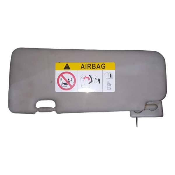 Quebra Sol Direito Renault Logan 2018