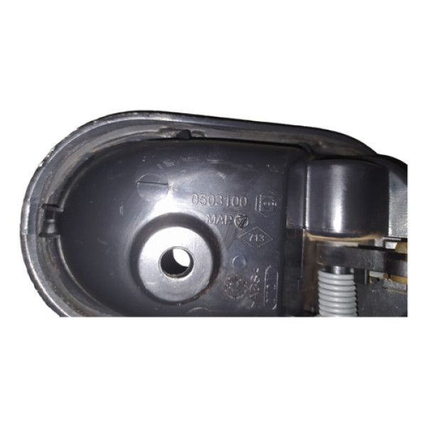 Macaneta Interna Direita Renault Sandero Logan 8200606887