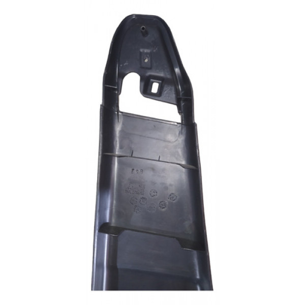 Acabamento Coluna Lateral Direito Renault Logan 2014