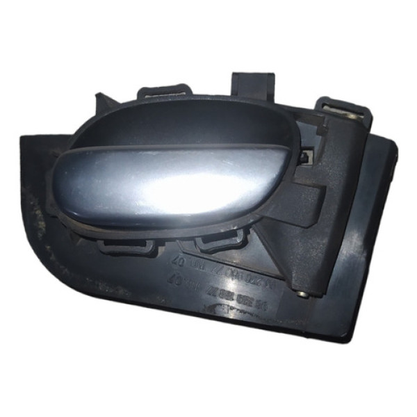 Maçaneta Interna Direita Peugeot 206 2012 2014