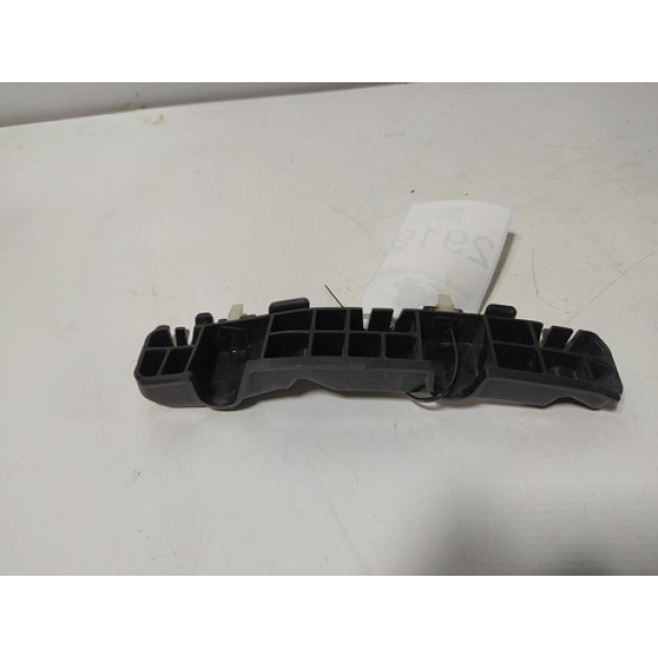 Guia De Parachoque Dianteiro Esquerdo Hyundai  Hb20 2013