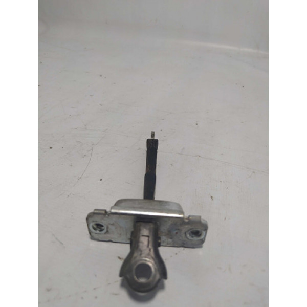 Limitador De Porta Traseira Esquerda Do Hyundai Hb20