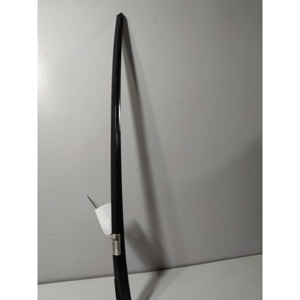 Moldura Externa Lateral Direita Parabrisa Sonata 2011