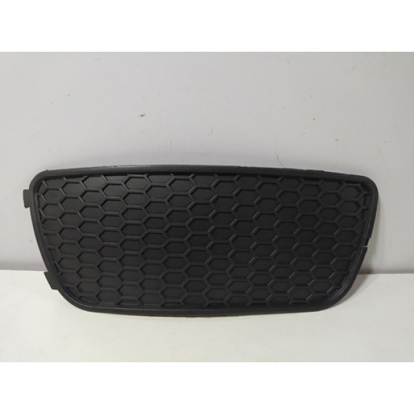 Moldura Farol De Milha Palio 2004/2007 Direito Tampado