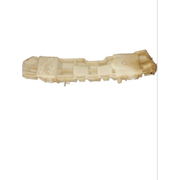 Guia Parachoque Lado Esquerdo Sandero 2019