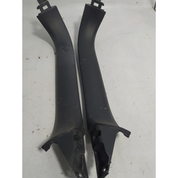 Par Moldura Tampa Traseira Hyundai I 30 Perua 817302l200