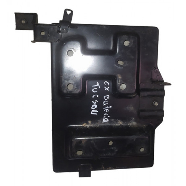 Caixa Suporte Bateria Hyundai Tucson 2010 2.0 16v