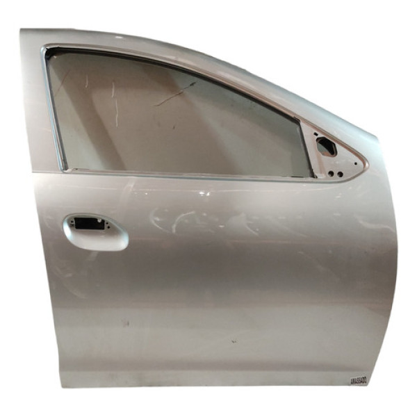 Porta Dianteira Direita Renault Logan 2015 A 2021 Prata