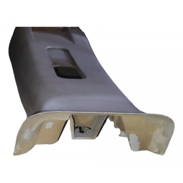 Acabamento Da Coluna Direita Do Cinto   Tucson 2010