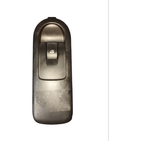 Moldura Botão Vidro Eletrico Dianteiro   Renault Sandero 